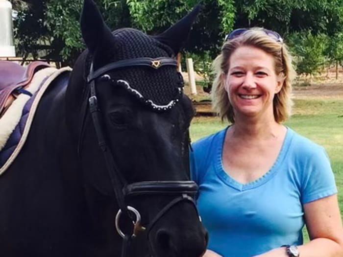 Dr. Julie Betts-Hislop Staff Photo