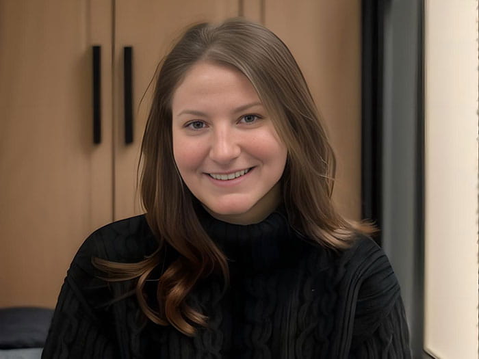 Alexis Glushenko Staff Photo