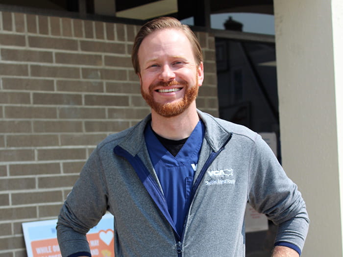 Dr. Nic Dixon Staff Photo