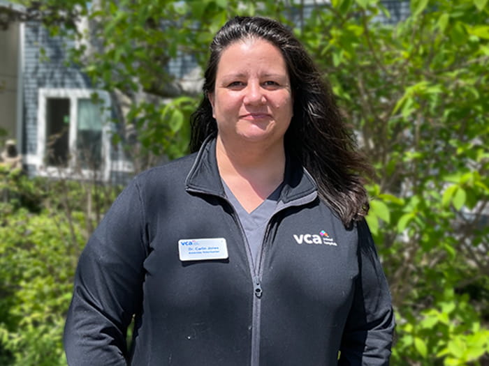 Dr. Carlin Jones Staff Photo