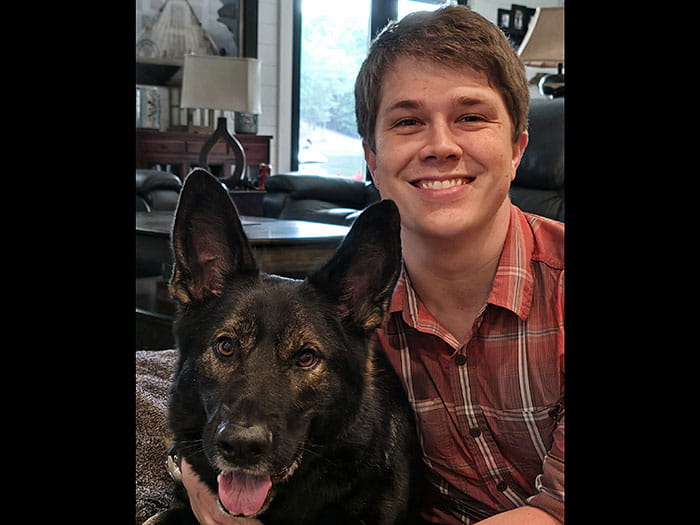 Dr. Alex Willis Staff Photo